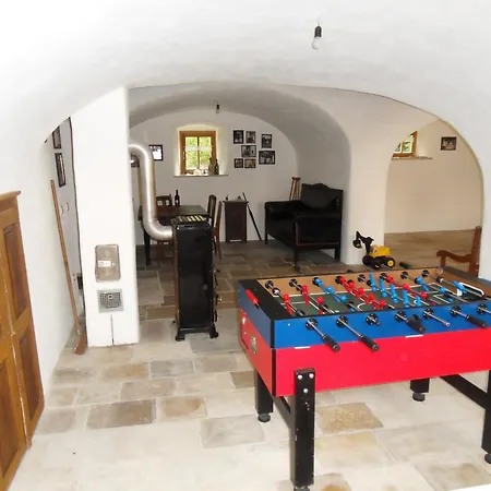 Ferienwohnung شقة Schernfeld