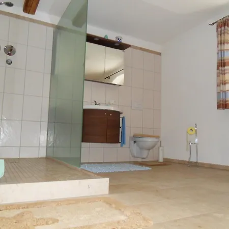 Ferienwohnung * Schernfeld