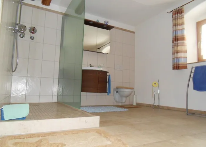 Ferienwohnung * Schernfeld